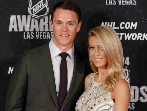 Jonathan Toews Wife