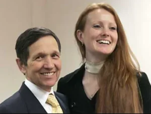 Dennis Kucinich Wife 