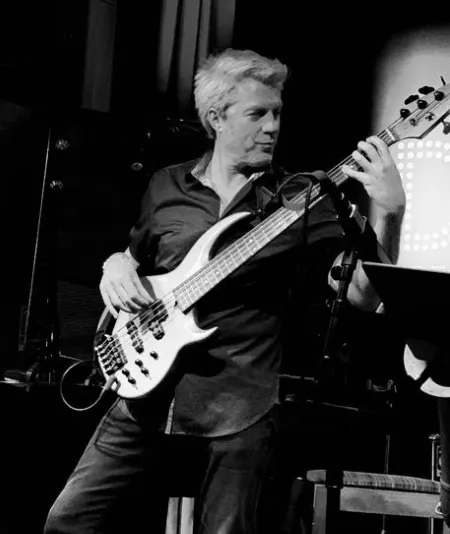 Kyle Eastwood’s Height