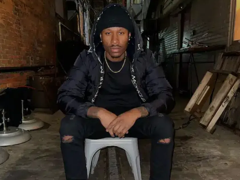 duke dennis height and weight