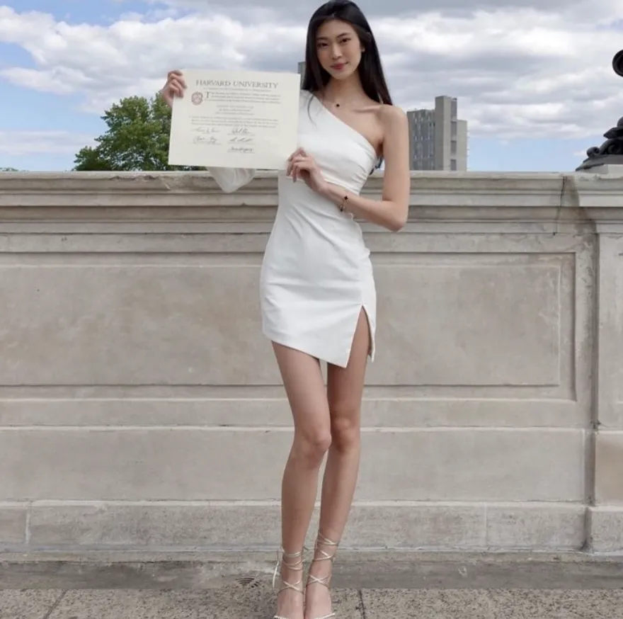 nadine lee height