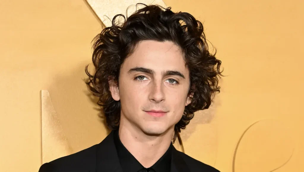 timothée chalamet weight height